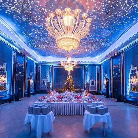 Hotel Grand 5*