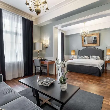 Hotel Grand 5*