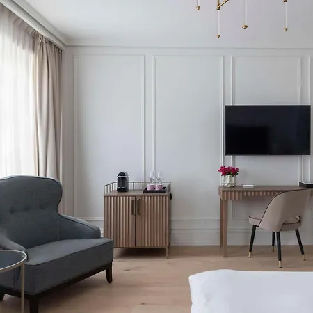 Hotel Grand 5*