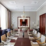 Grand Hotel 5*