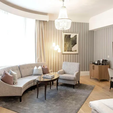 Grand Otel 5*